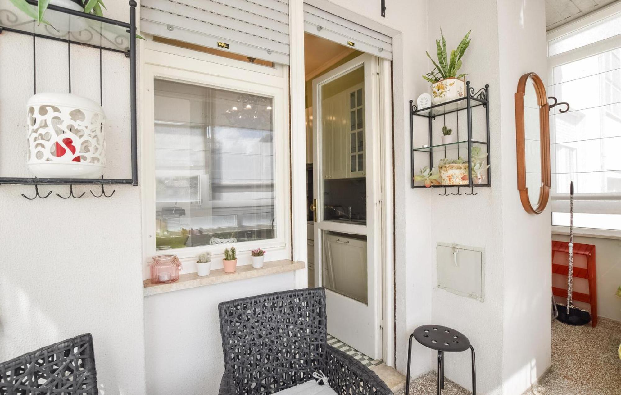 2 Bedroom Cozy Apartment In Гориция Экстерьер фото