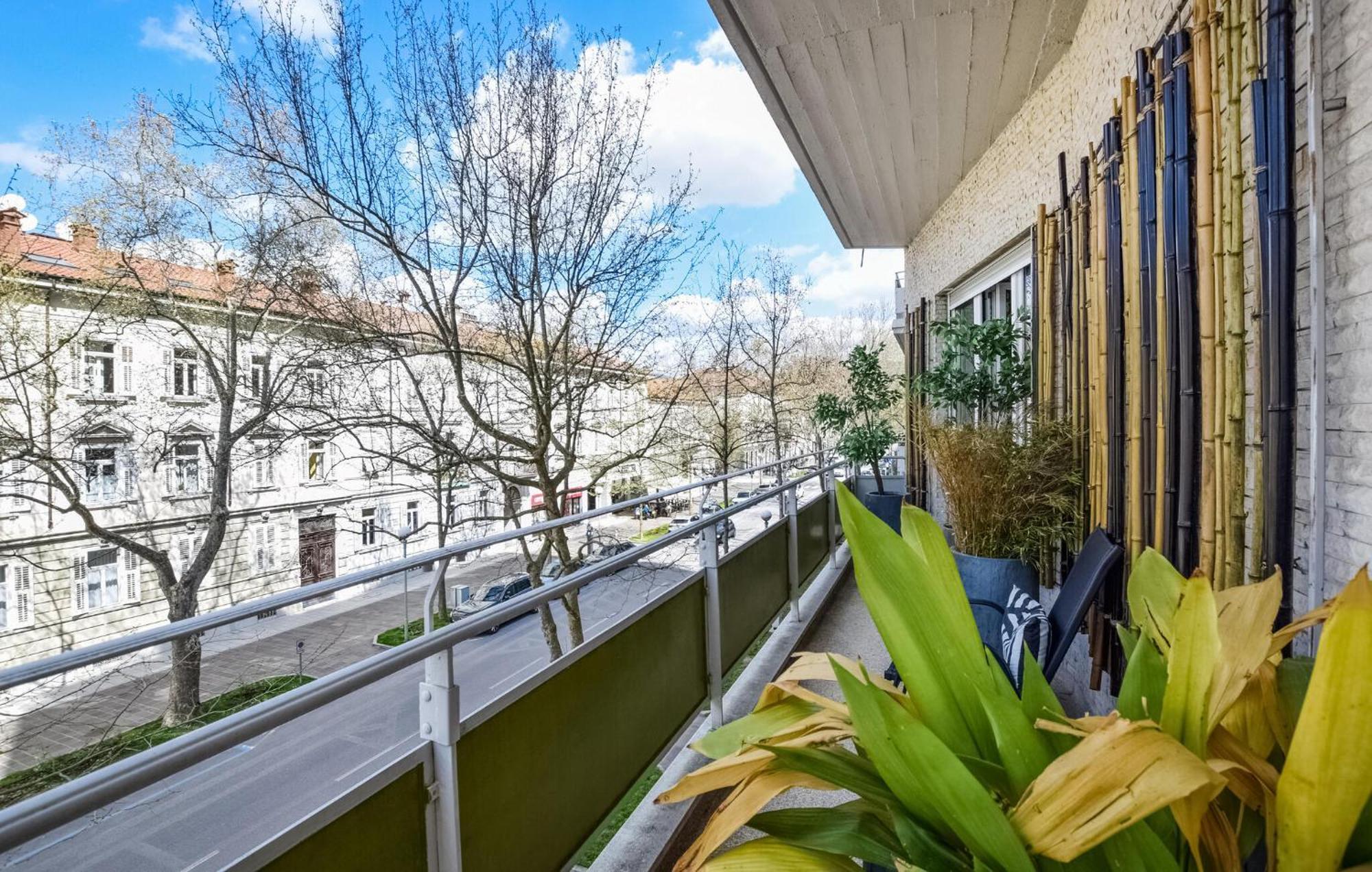 2 Bedroom Cozy Apartment In Гориция Экстерьер фото